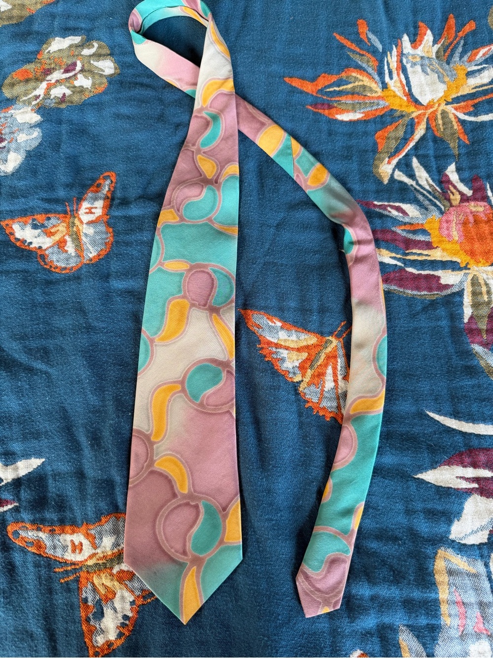 Dreamy watercolor hand batik ROBERT DASKAL silk tie painted by ROBIN PILBROW